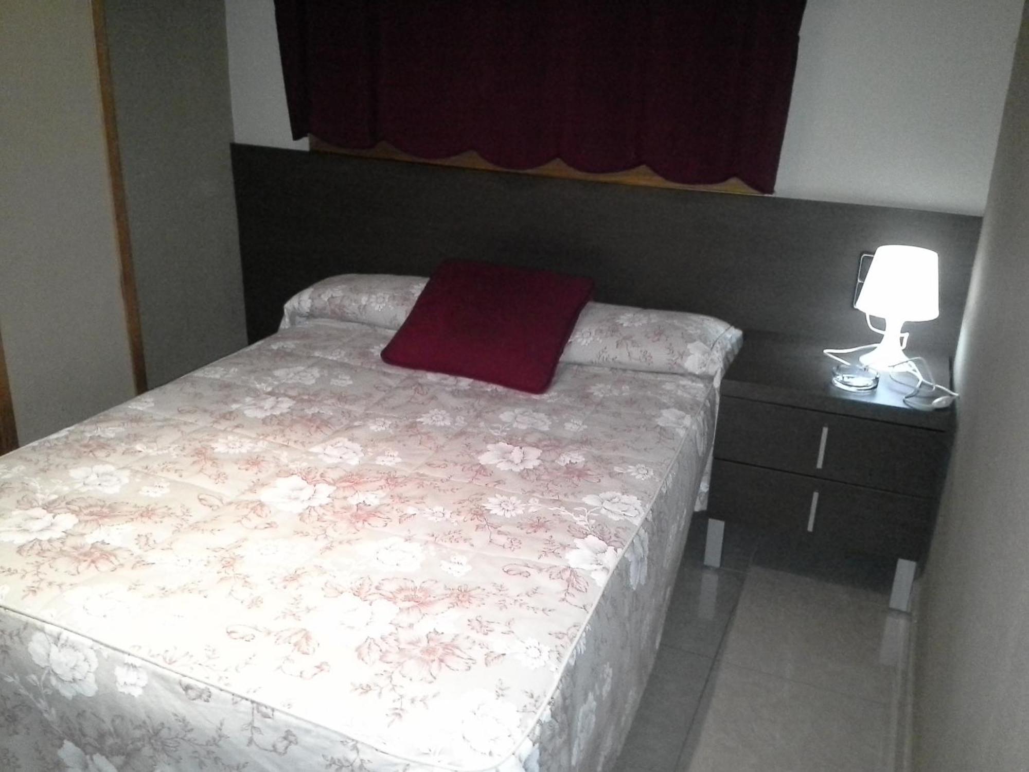 Hostal Cafeteteria Goya Barbastro Chambre photo